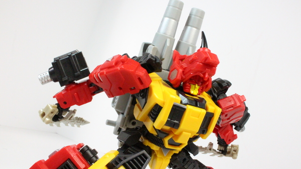 Transformers Mastermind Creations Headstrong R05 Fortis Video Review Shartimus Prime Image  (13 of 45)